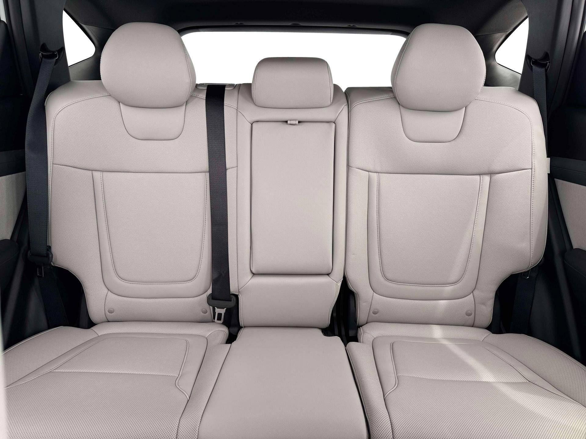 New 2026 Hyundai Tucson Limited FWD image 16