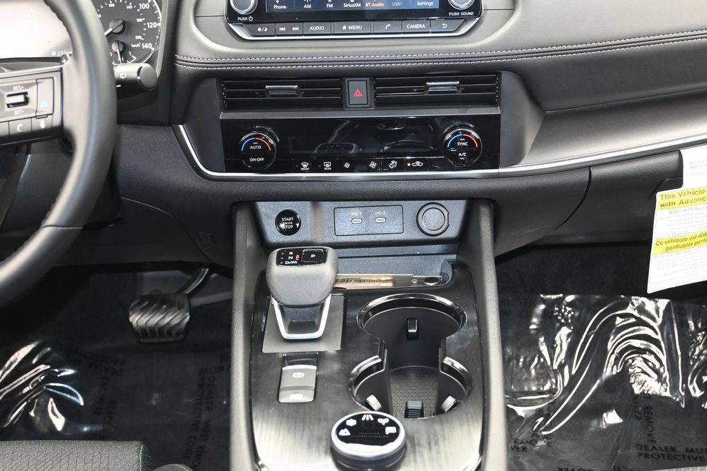 Certified 2026 Nissan Rogue SV AWD/4WD image 29