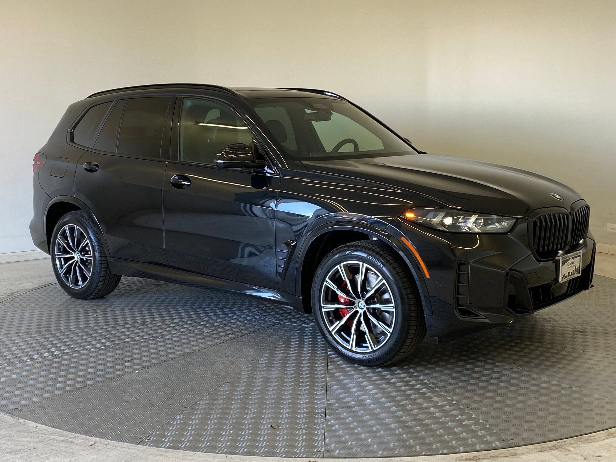 Used 2026 BMW X5 xDrive40i w/ M Sport Package AWD/4WD image 7