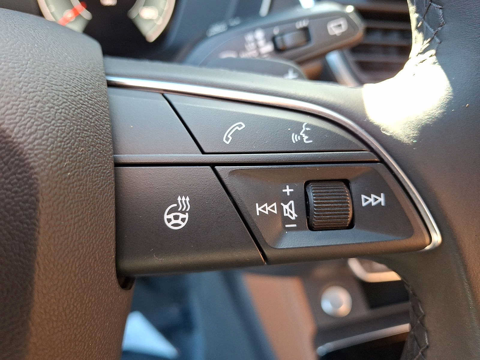 Used 2024 Audi Q5 2.0T Premium Plus AWD/4WD image 24