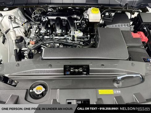 Certified 2026 Nissan Pathfinder Platinum w/ Cargo Package AWD/4WD image 32