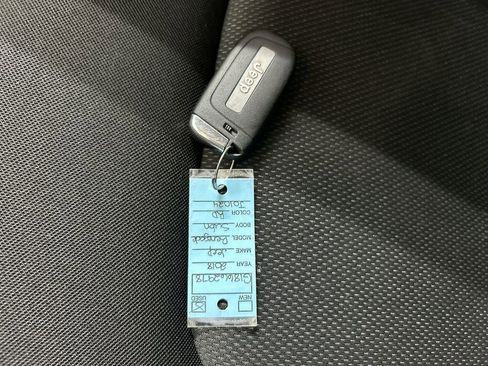 Used 2018 Jeep Renegade Sport w/ Power & Air Group image 12