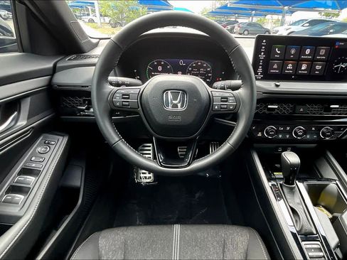 Used 2025 Honda Accord Sport image 6