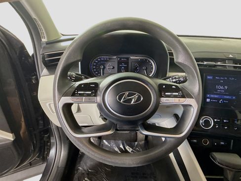 Used 2023 Hyundai Tucson SEL FWD image 13