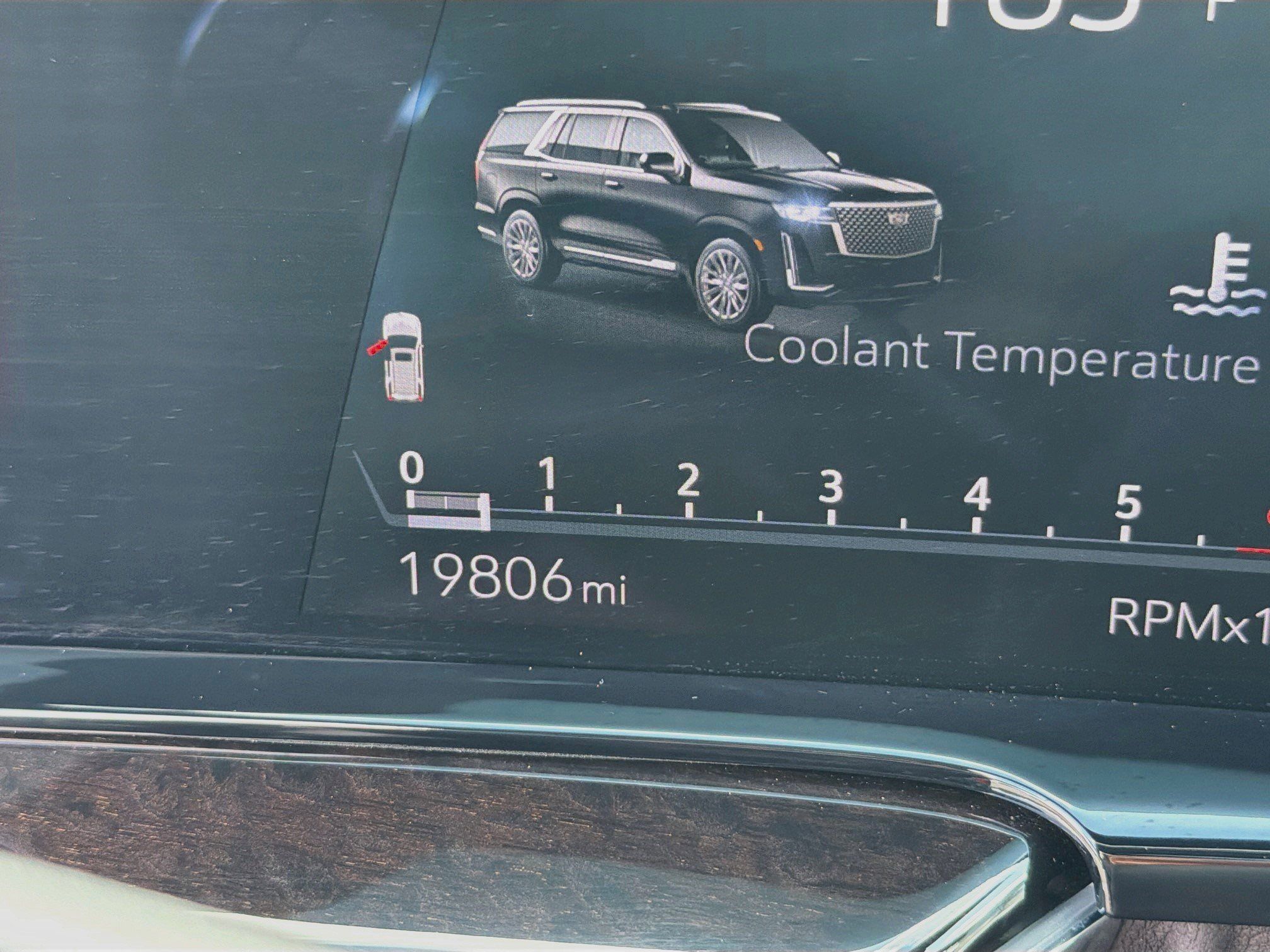 Certified 2024 Cadillac Escalade Sport Platinum AWD/4WD image 9