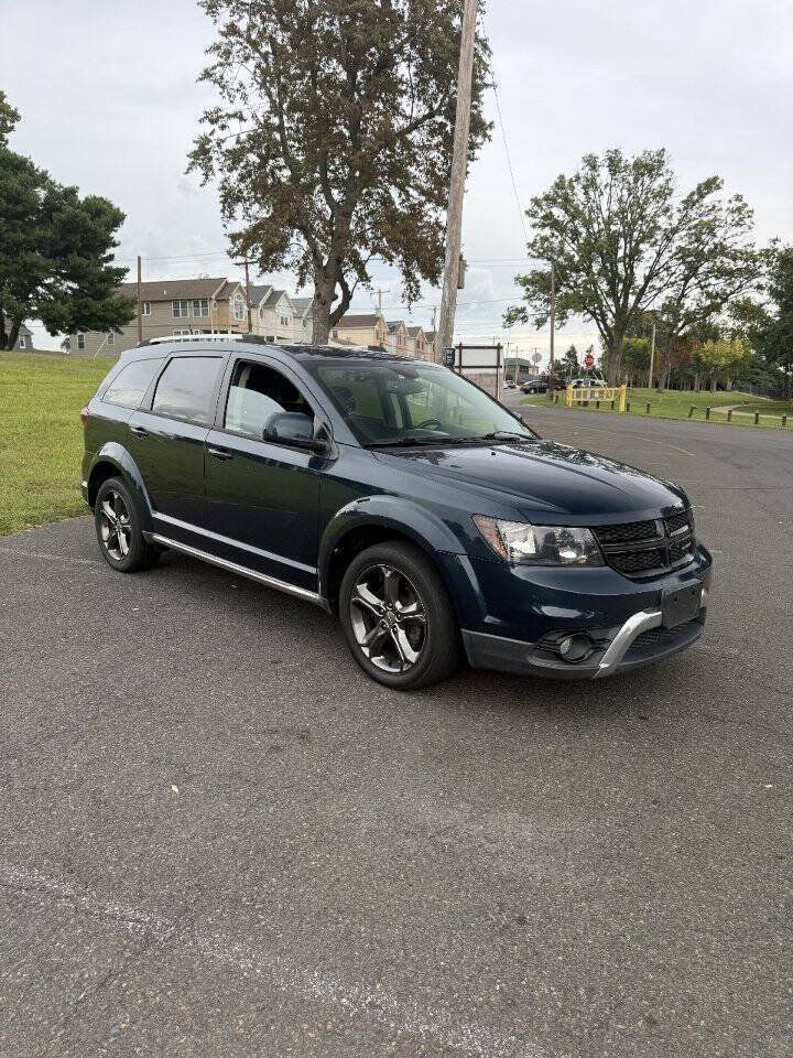 Used 2015 Dodge Journey Crossroad w/ Flexible Seating Group FWD image 9