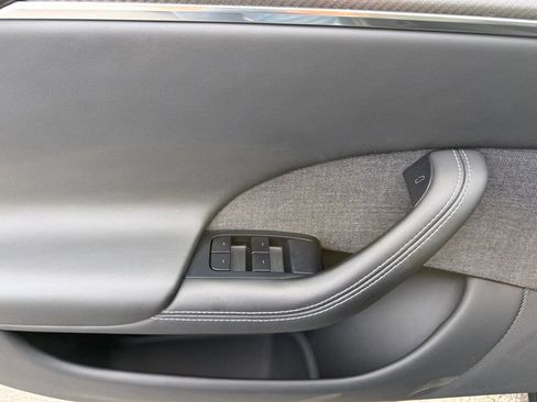 Used 2023 Tesla Model S Plaid image 24