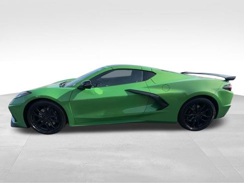 Used 2026 Chevrolet Corvette Stingray Coupe w/ Z51 Performance Package RWD image 5