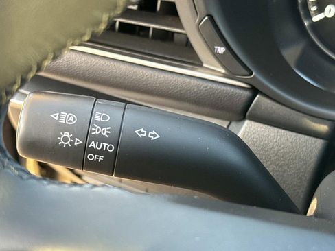 Used 2024 MAZDA MAZDA3 s image 39