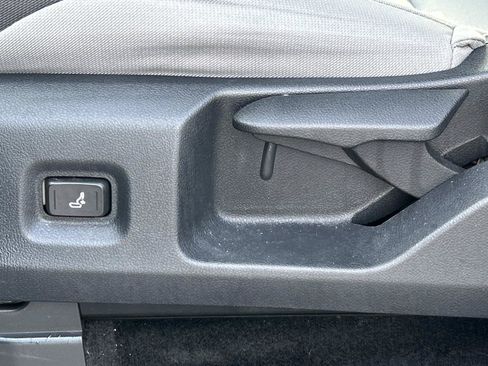 Used 2025 Toyota Tacoma TRD Sport RWD image 19