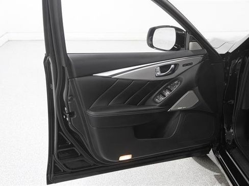Used 2023 INFINITI Q50 Luxe AWD/4WD image 4