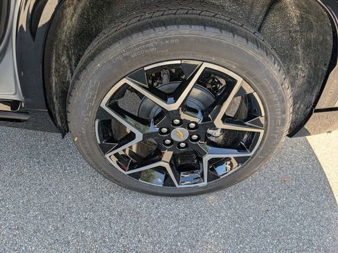 New 2026 Chevrolet Traverse High Country FWD image 11