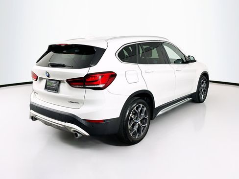 Used 2021 BMW X1 xDrive28i w/ Premium Package image 9