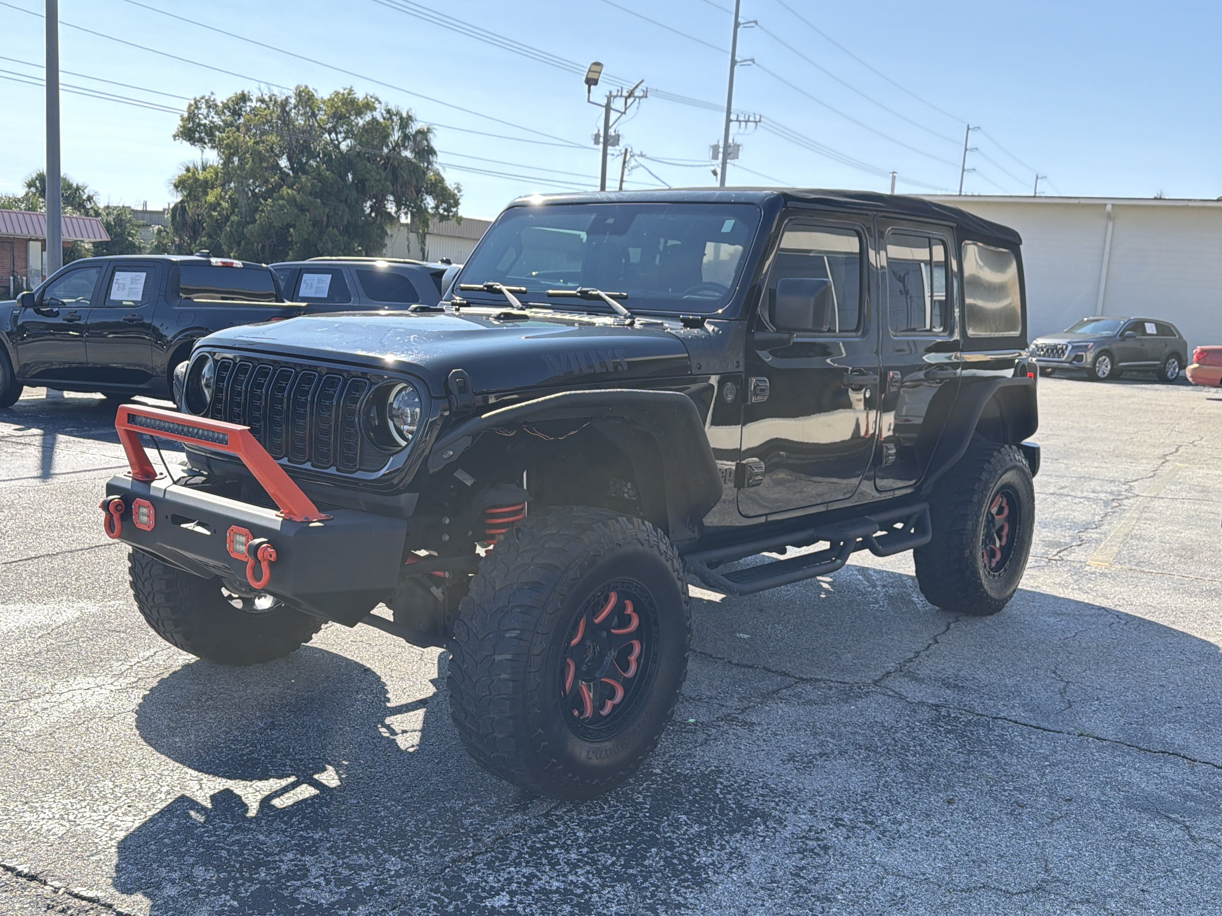 Used 2024 Jeep Wrangler Unlimited Sport AWD/4WD image 7