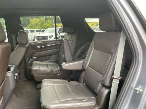 Used 2021 GMC Yukon Denali w/ Denali Premium Package AWD/4WD image 21