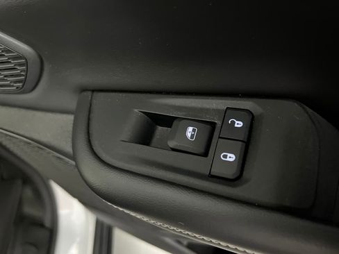 Used 2023 Jeep Grand Cherokee 4WD 4xe image 21