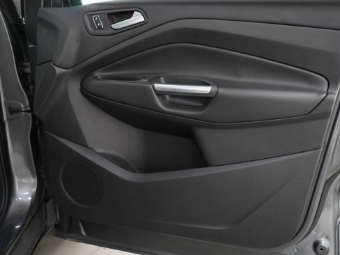 Used 2014 Ford Escape Titanium w/ Equipment Group 401A image 9