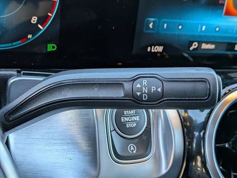 Used 2022 Mercedes-Benz GLB 250 GLB 250 image 12