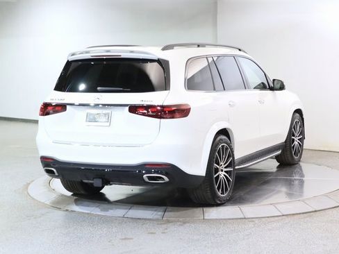 Certified 2025 Mercedes-Benz GLS 580 4MATIC image 13