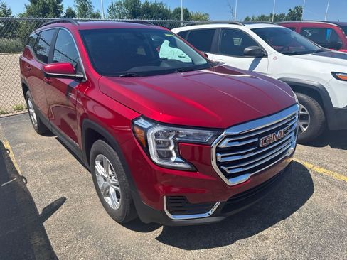 Used 2022 GMC Terrain SLE w/ Driver Convenience Package AWD/4WD image 28