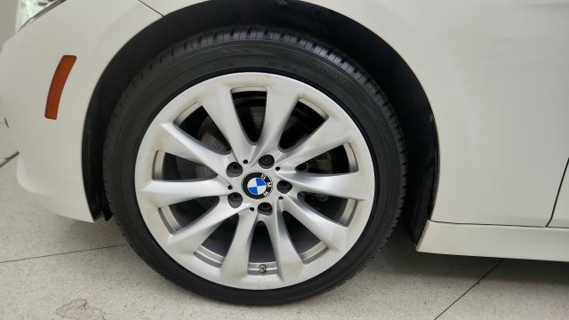 Used 2018 BMW 320i xDrive Sedan AWD/4WD image 79