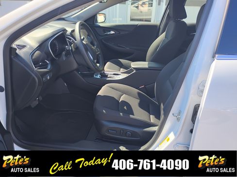 Used 2025 Chevrolet Malibu LT FWD image 19