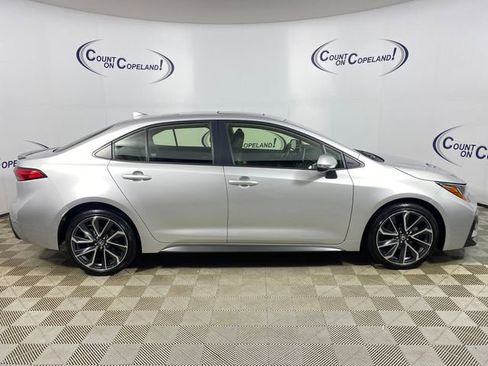 Used 2020 Toyota Corolla XSE image 9