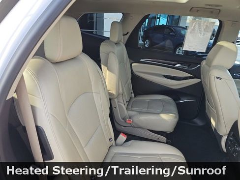 Used 2018 Buick Enclave Premium w/ Experience Buick Package image 38