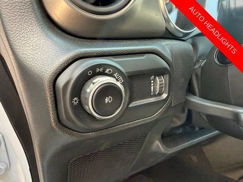 Used 2023 Jeep Wrangler Unlimited Sport AWD/4WD image 29