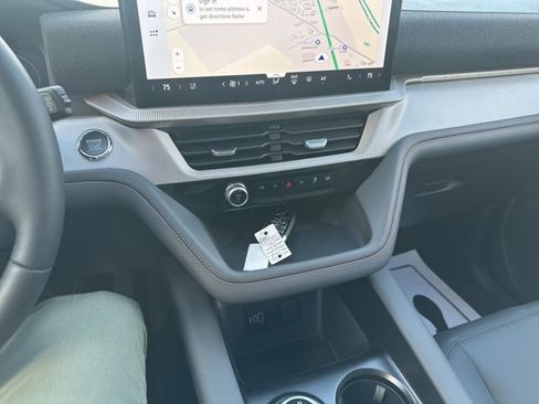 New 2026 Ford Explorer Active w/ Active Comfort Package image 39