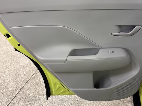 Used 2024 Hyundai Kona SEL image 6