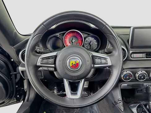 Used 2018 FIAT 124 Spider Abarth w/ Navigation & Sound Group image 12