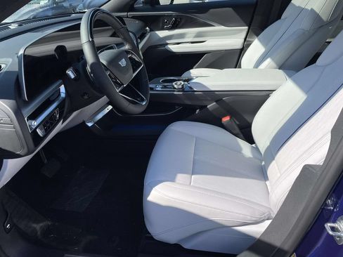 New 2026 Cadillac Lyriq Sport AWD/4WD image 20