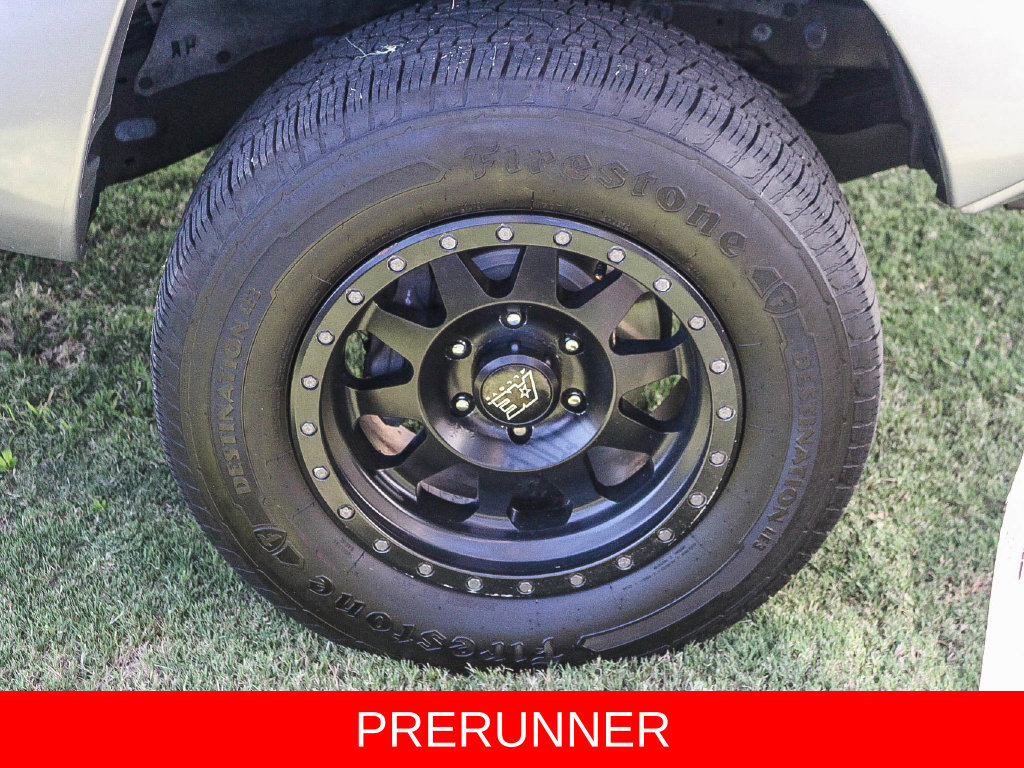 Used 2015 Toyota Tacoma PreRunner w/ SR5 Package RWD image 7