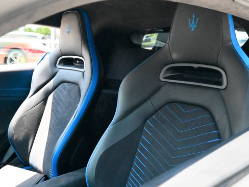Used 2022 Maserati MC20 Coupe RWD image 25