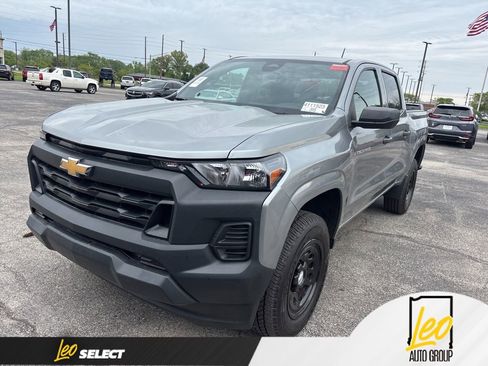 Used 2023 Chevrolet Colorado W/T RWD image 1