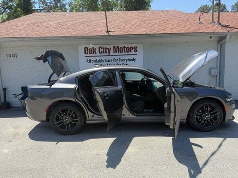 Used 2019 Dodge Charger SXT w/ Driver Confidence Group AWD/4WD image 10