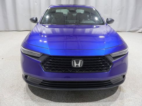 Used 2023 Honda Accord Sport image 7