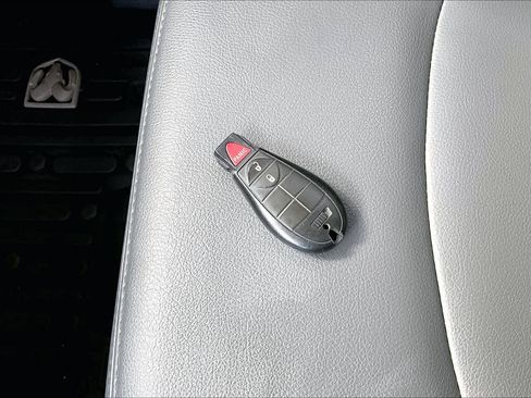 Used 2018 RAM 2500 Tradesman w/ Chrome Appearance Group image 19