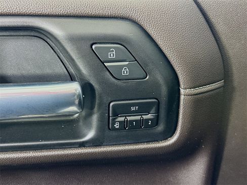 Used 2021 GMC Sierra 1500 SLT w/ SLT Premium Plus Package image 21