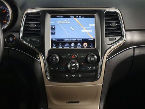 Used 2015 Jeep Grand Cherokee Limited image 21