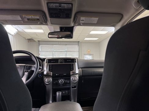 Used 2022 Toyota 4Runner SR5 image 21