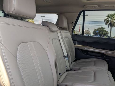 Used 2024 Ford Expedition Max Limited RWD image 32