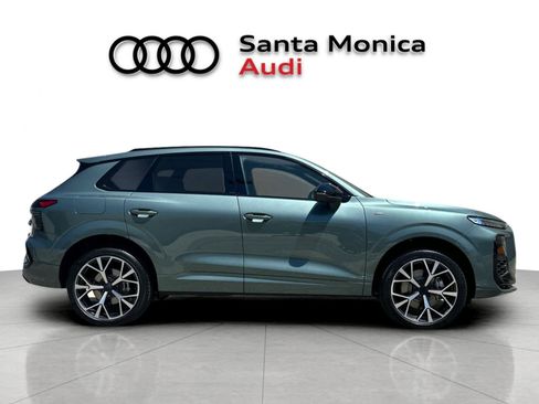 New 2026 Audi Q3 quattro 2.0T AWD/4WD image 8