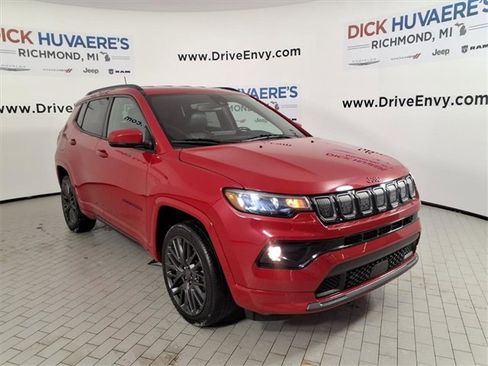 Used 2022 Jeep Compass Limited image 5