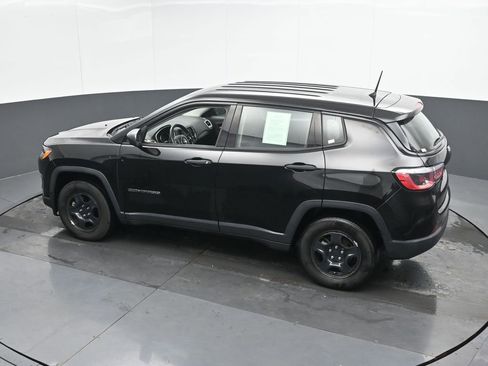 Used 2018 Jeep Compass Sport image 19
