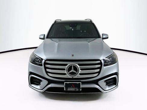 Used 2024 Mercedes-Benz GLS 450 4MATIC image 2