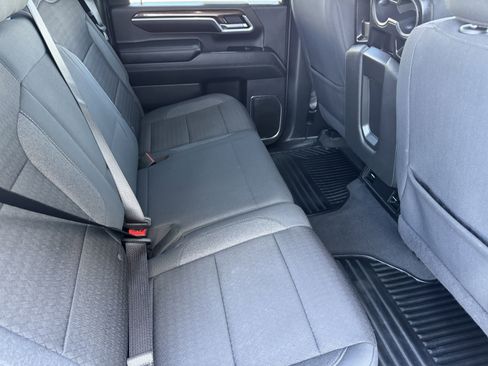 Used 2024 Chevrolet Silverado 2500 LT image 19