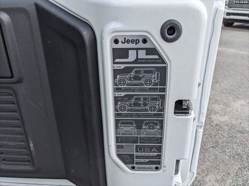 Certified 2025 Jeep Wrangler Unlimited Sport S 4xe image 44