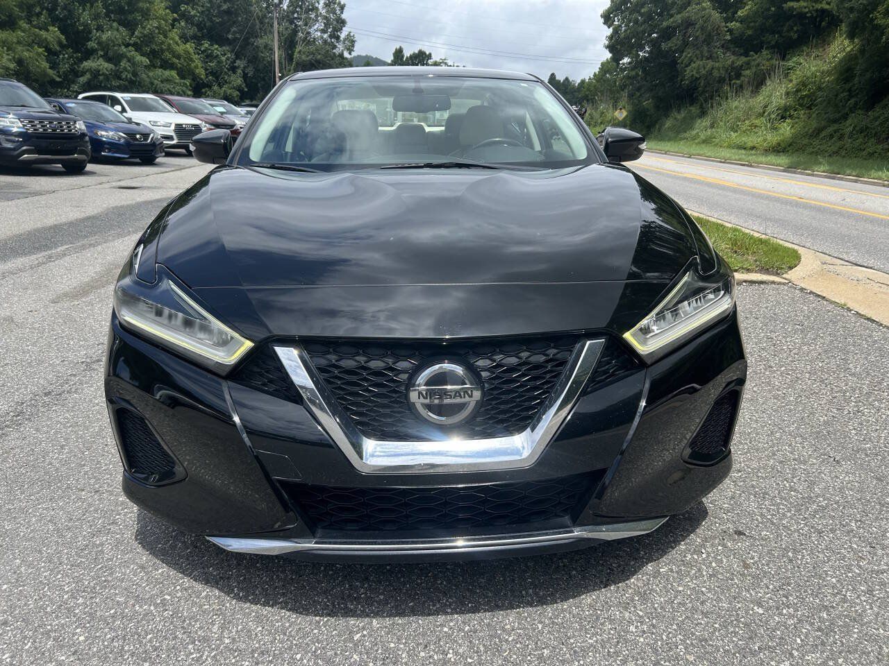 Used 2019 Nissan Maxima 3.5 SV w/ Floor Mat Group FWD image 8